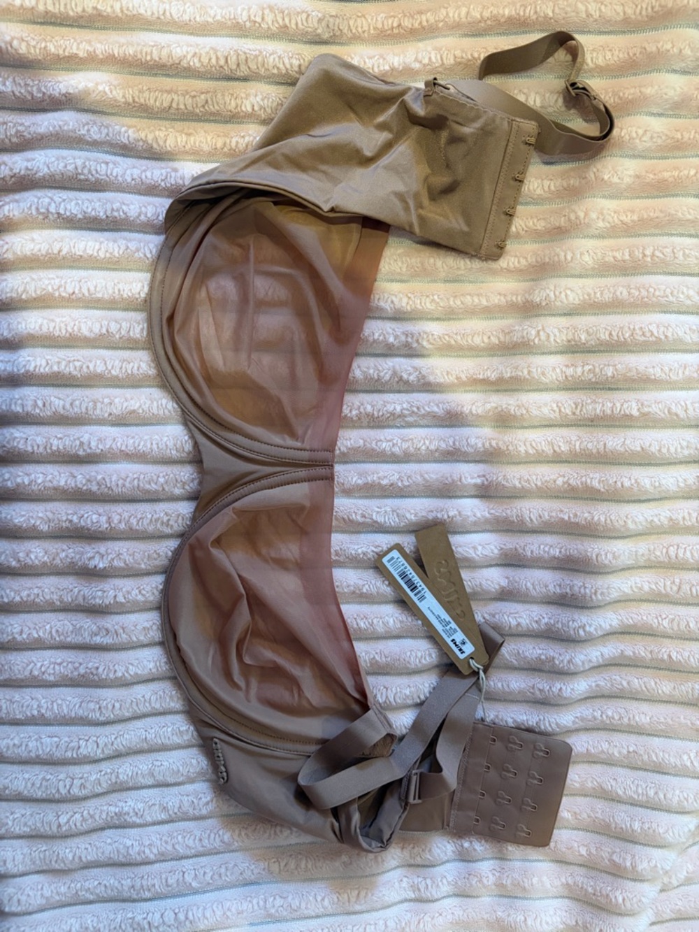 Skims Unlined Balconette Bra Sienna 38D No Show Molded. NWT.